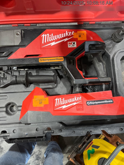 2021 MILWAUKEE MXF301-2CXS