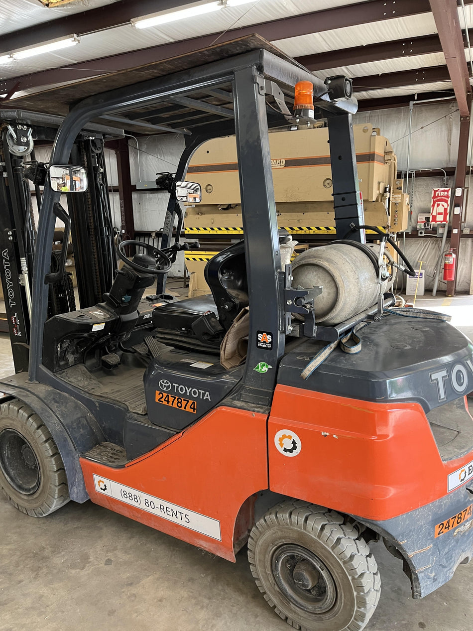 2022 TOYOTA 50-8FGU25