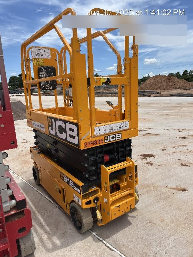 2023 JCB S1930E