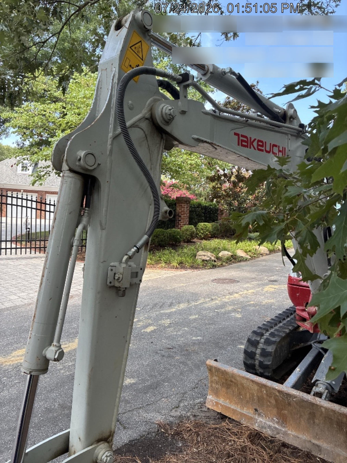 2025 TAKEUCHI TB235-2CR