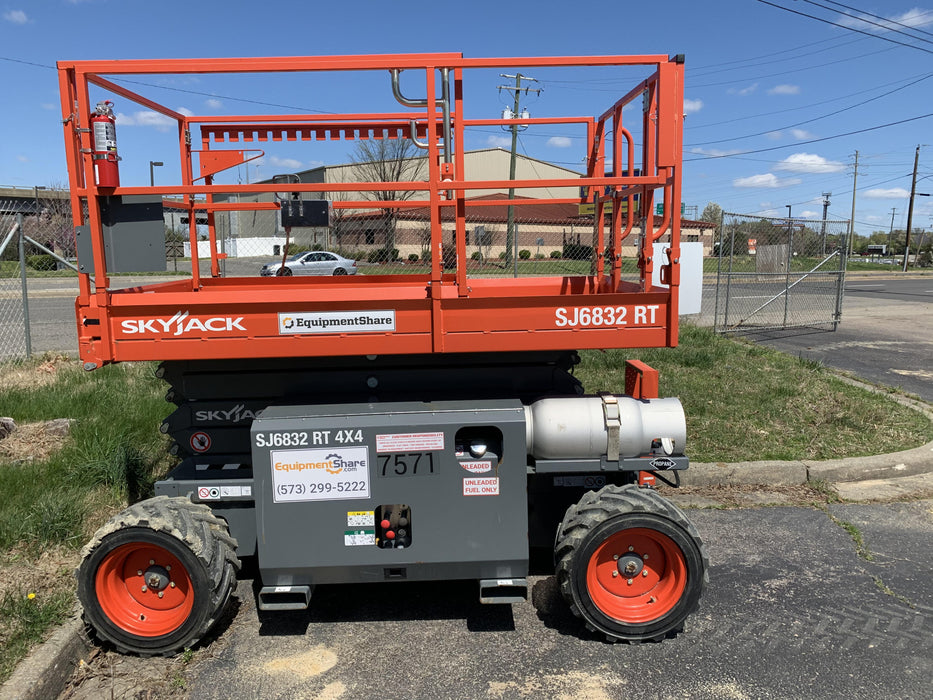 2018 SKYJACK SJ6832 RT