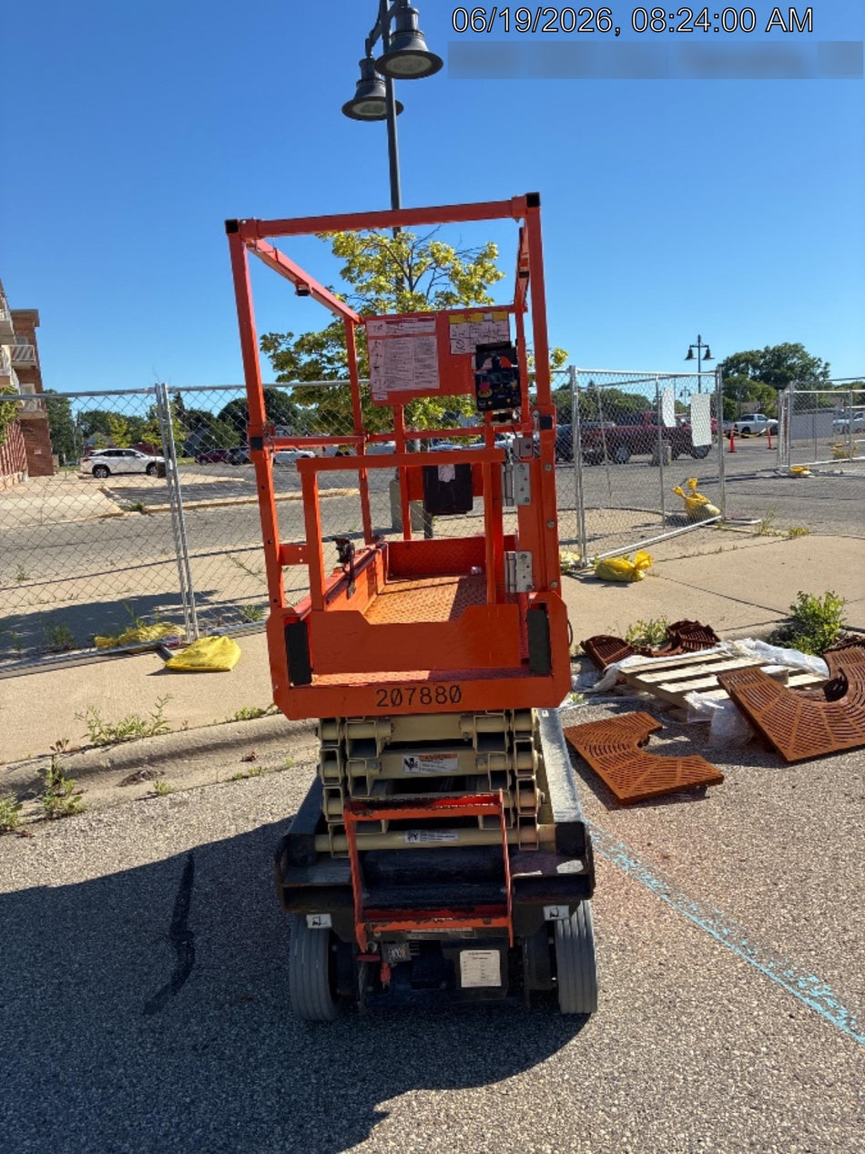 2022 JLG R1932