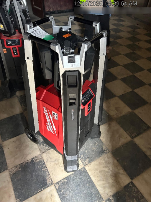 2022 MILWAUKEE MXF041-1XC