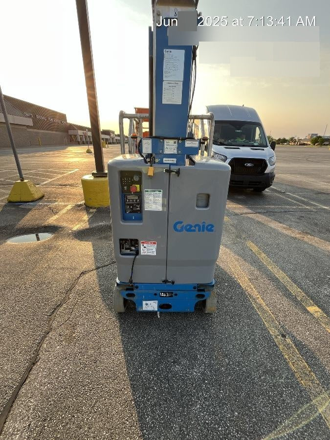 2021 GENIE GR-20