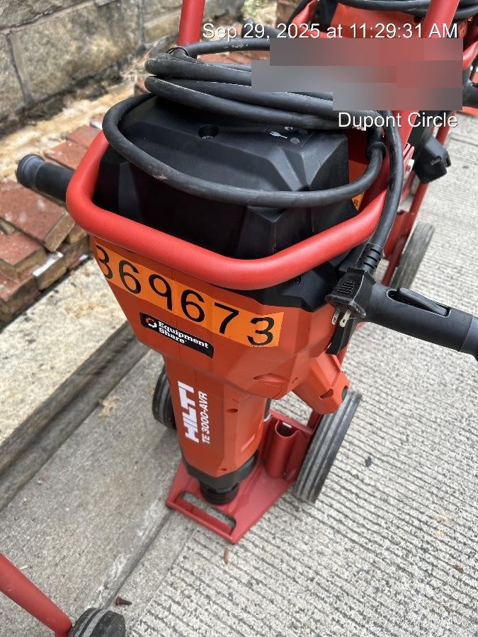 2023 HILTI TE 3000-AVR