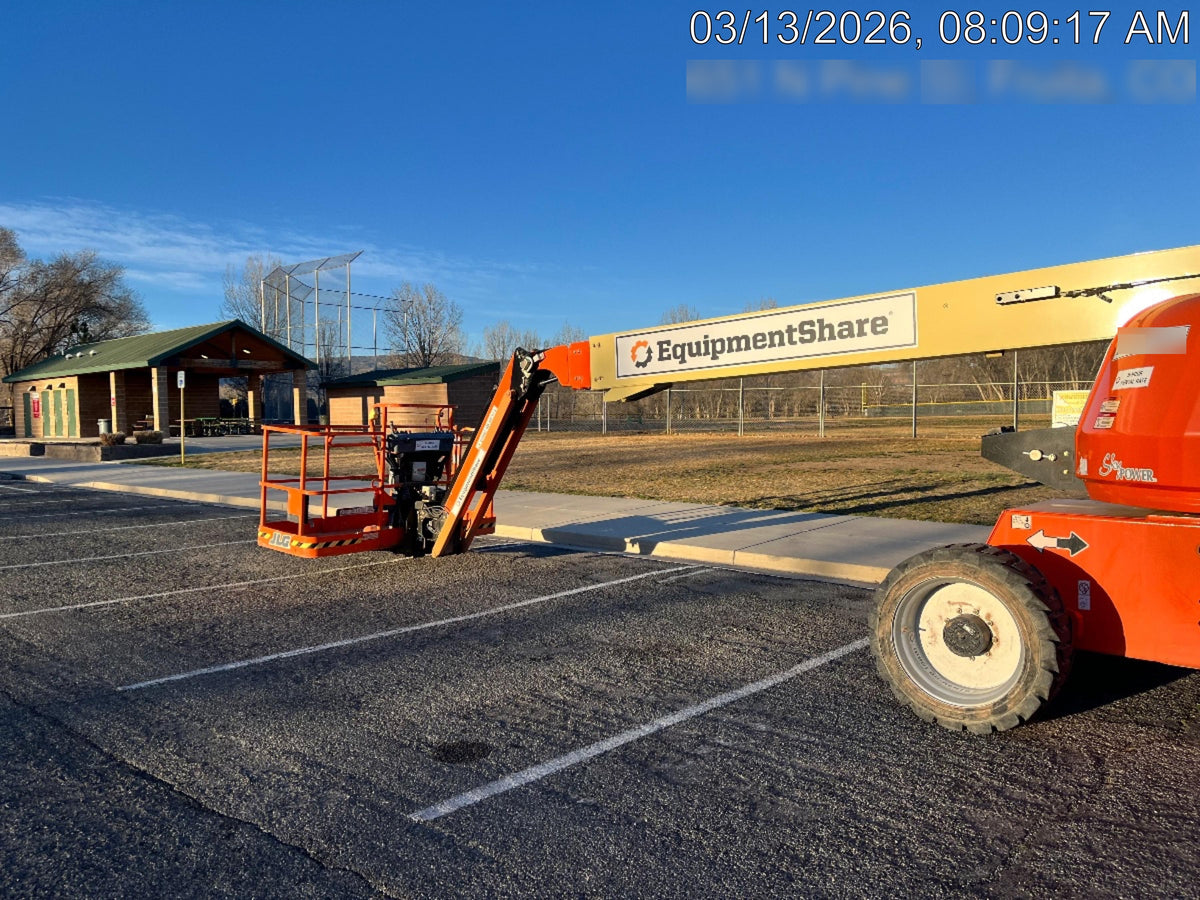 2022 JLG 660SJ