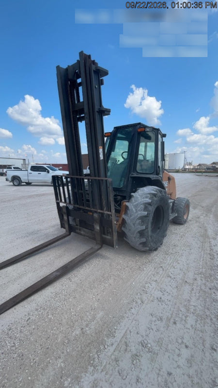 2021 CASE 588H