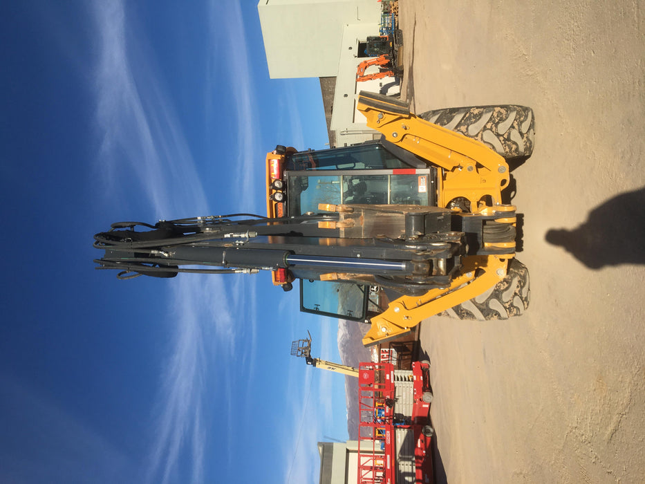 2020 JOHN DEERE 410L - Extendable Stick