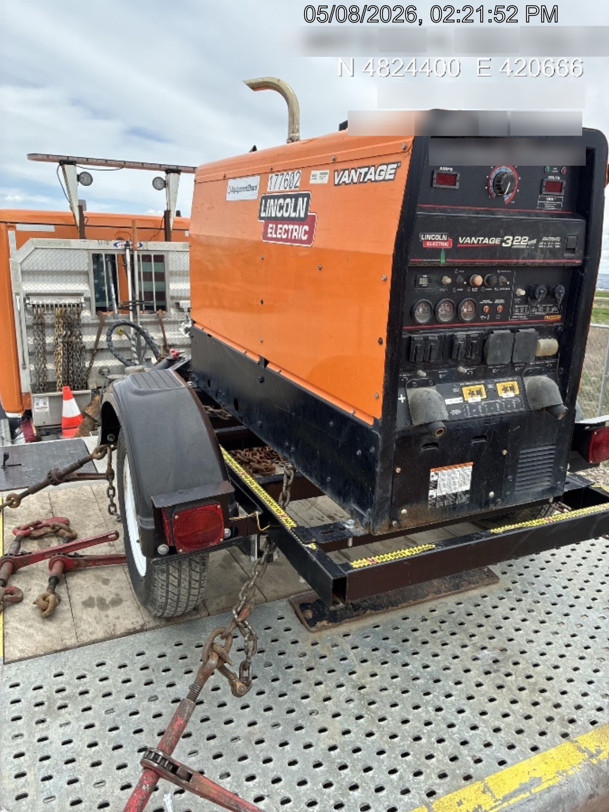 2021 Lincoln Electric Vantage 322 Vantage 322 Ready Pak 3 w/ Decals, ORANGE (includes trailer, cable rack, fender light kit) NO Telematics