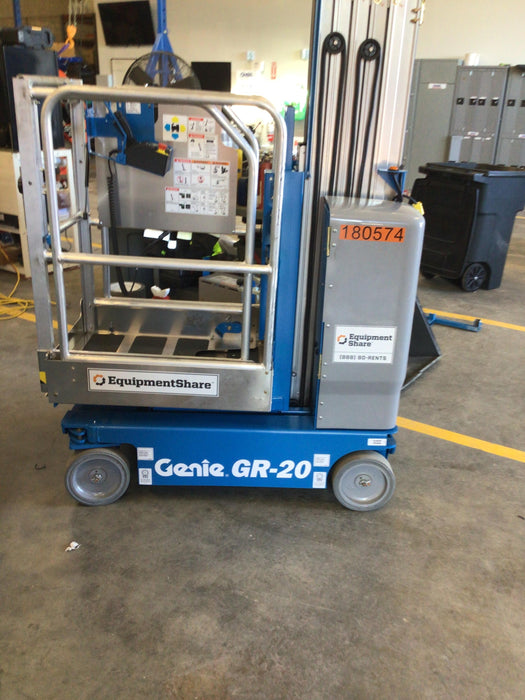 2021 GENIE GR-20