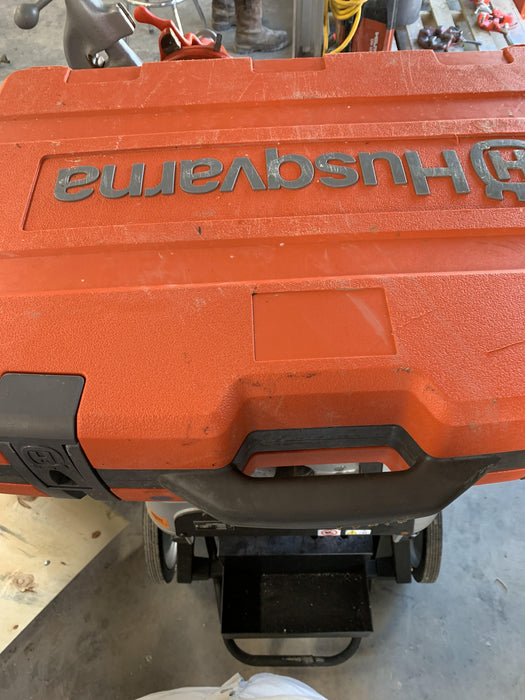 2020 HUSQVARNA DM220