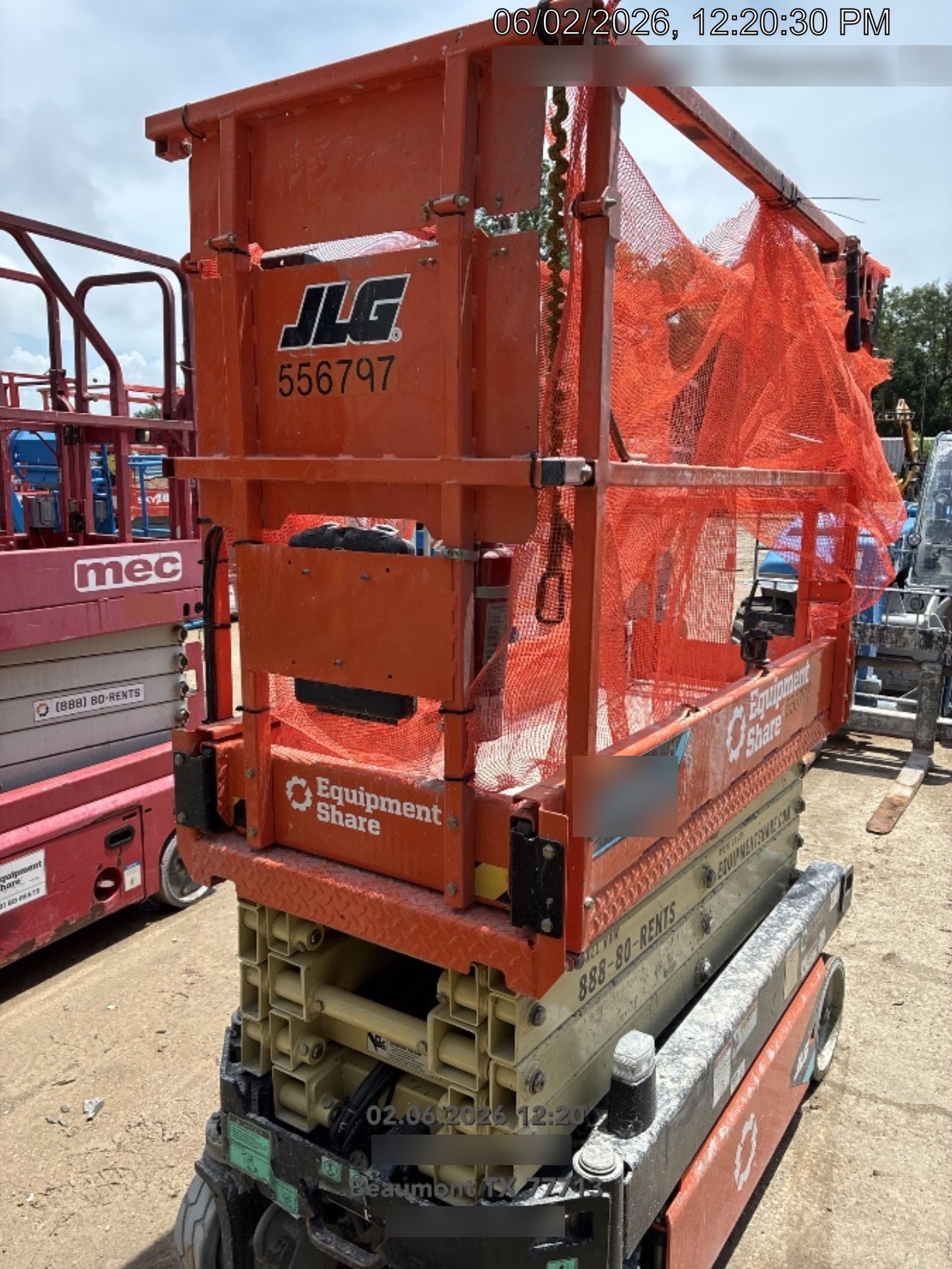 2025 JLG ES1932