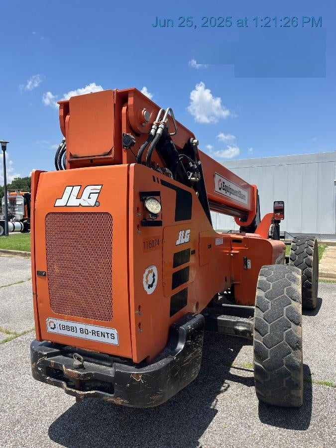 2020 SKYTRAK 8042