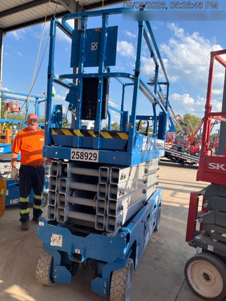 2022 GENIE GS-3232