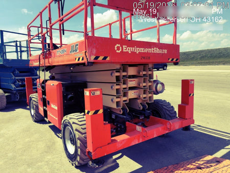2023 JLG RT4394