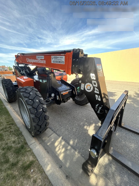 2024 SKYTRAK 8042