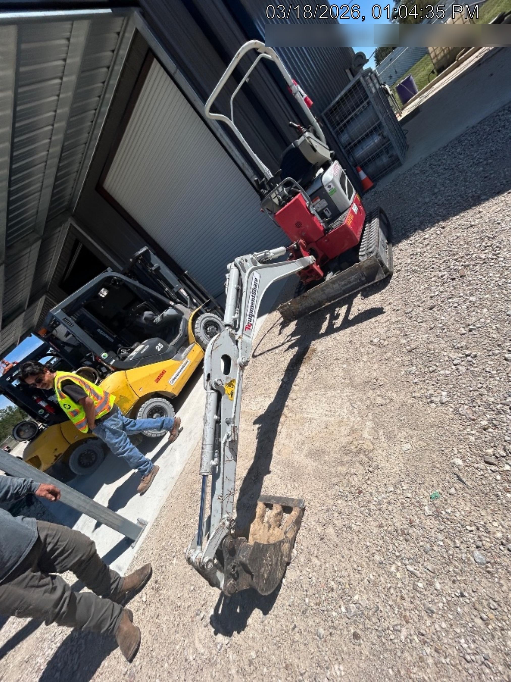 2022 TAKEUCHI TB210R