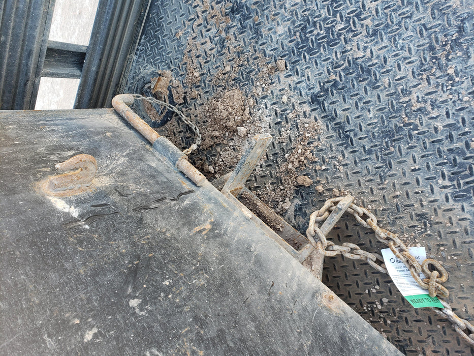 2019 ARROW MATERIAL HANDLING Dump Hopper