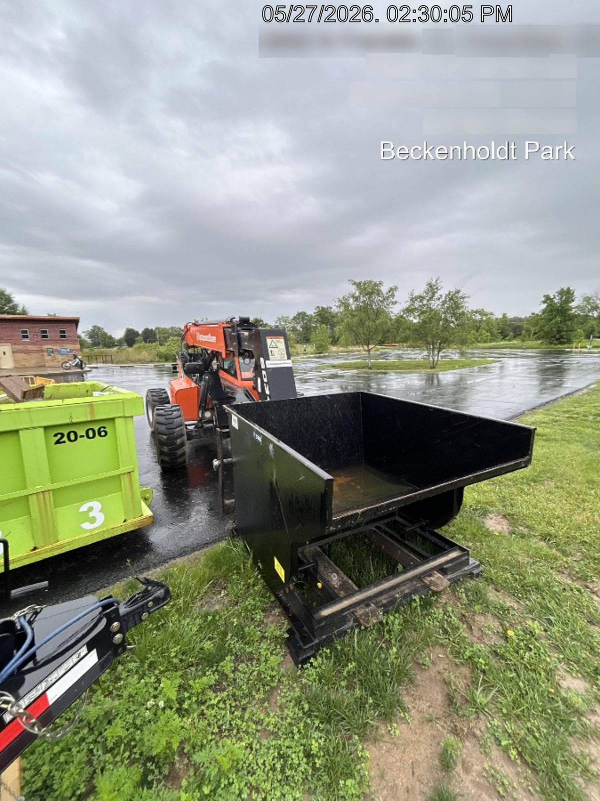 2025 STAR INDUSTRIES M-1820 - Self-Dump Hopper