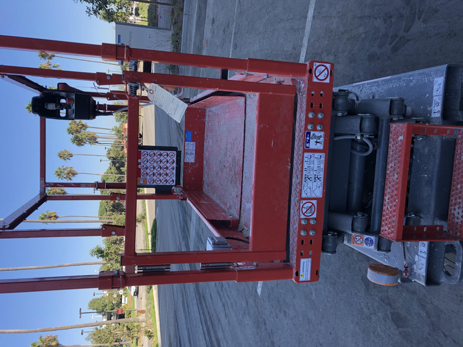 2020 Skyjack SJIII-3219 Solid NM Tires, Half height spring hinged entry gate, Dual Beacons, 800W Inverter