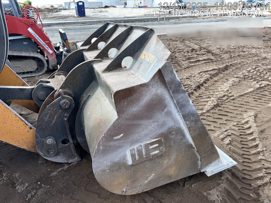 2018 WERK-BRAU 3.5 cu yd Bucket - Werk-Brau
