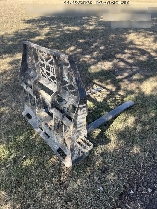 2020 PALADIN 48" Pallet Forks - Paladin