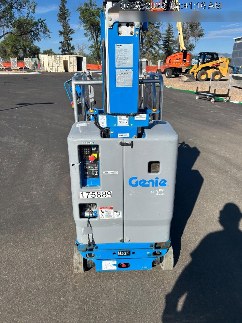 2021 GENIE GR-20