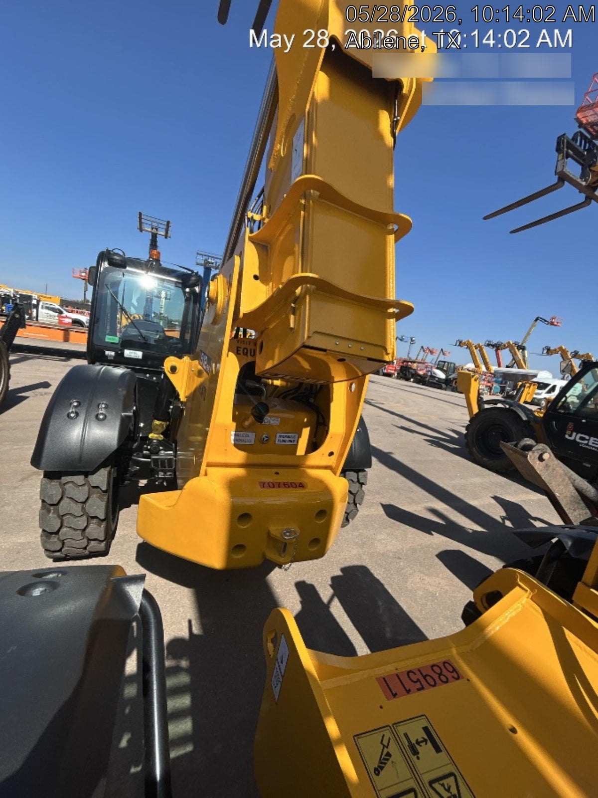 2026 JCB 512-56