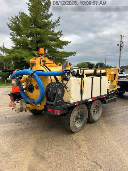 2023 VAC-TRON LP573XDT