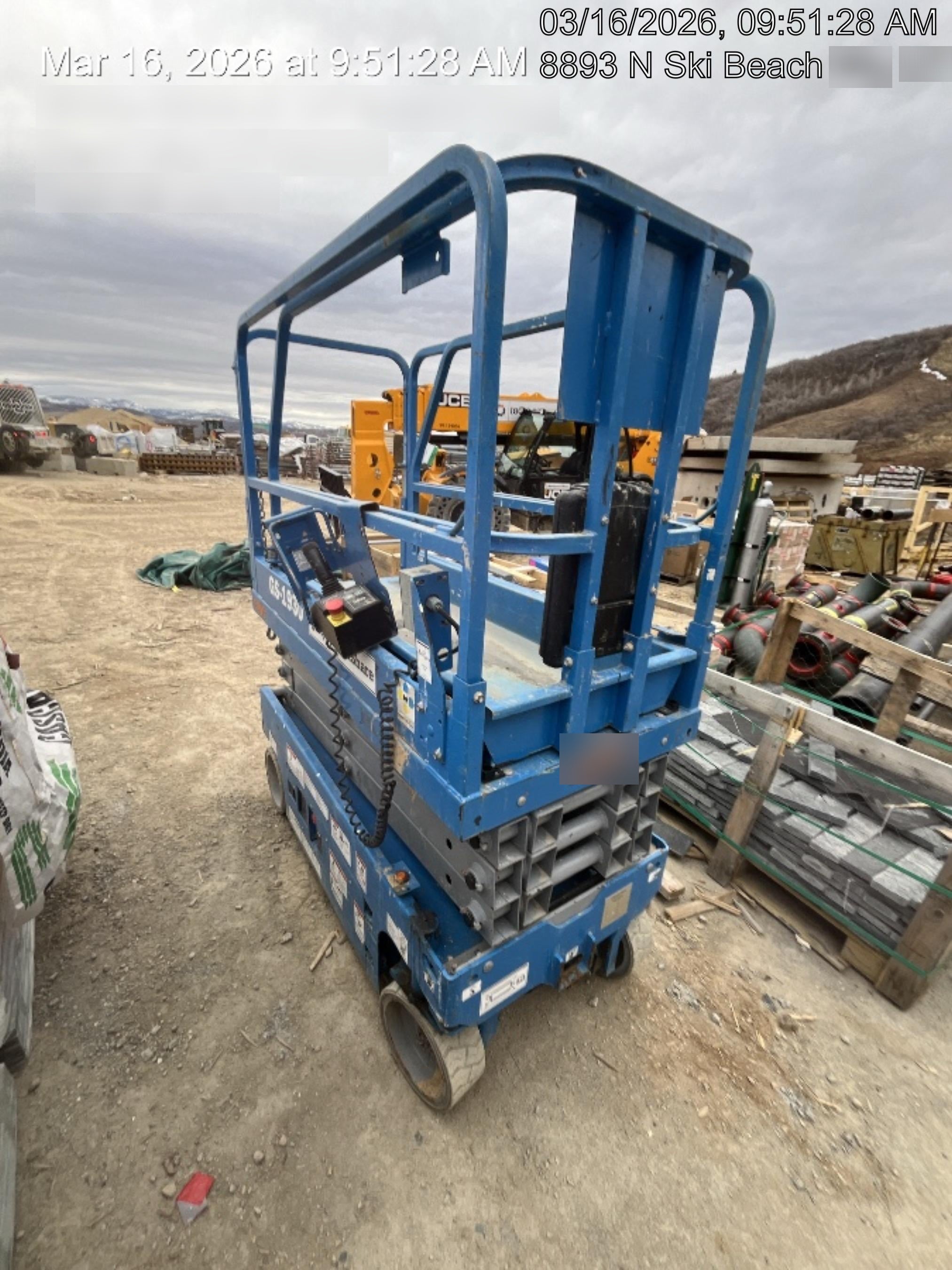2019 Genie GS-1930 Fixed rails with chain Entry