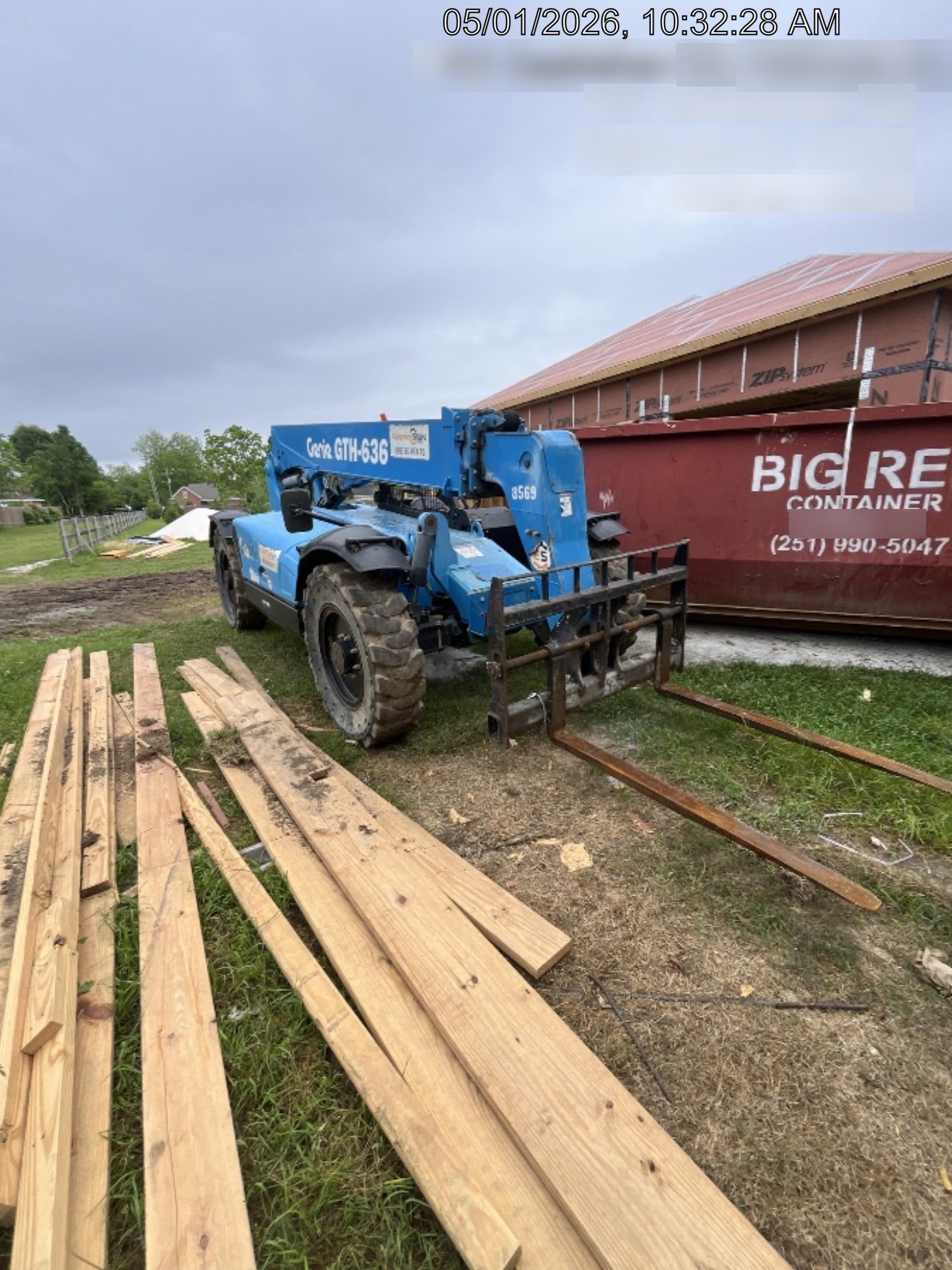 2018 Genie GTH-636 Genie GTH-636 w/Open ROPS, Solid Tires, Work Light/Beacon, 48" Carriage and Forks