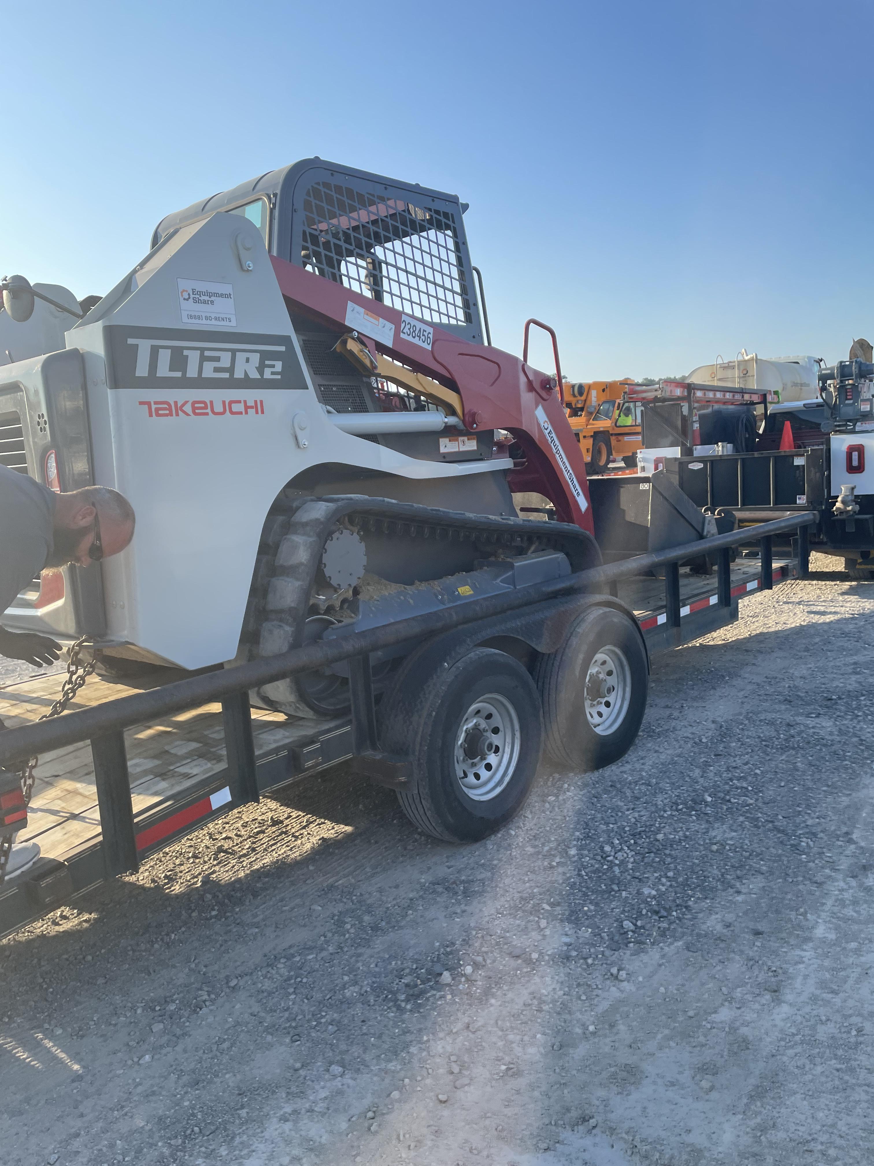 2022 TAKEUCHI TL12R2-R