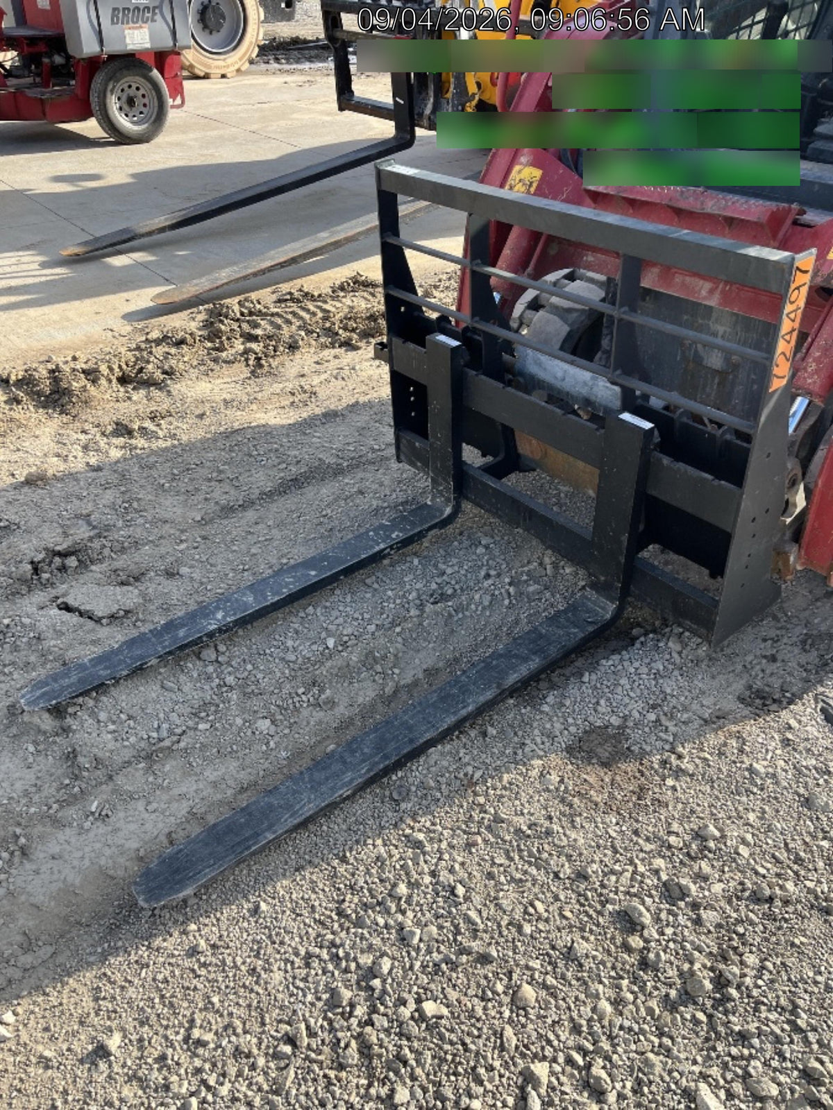 2026 ARROW MATERIAL HANDLING 48" Pallet Forks - Arrow