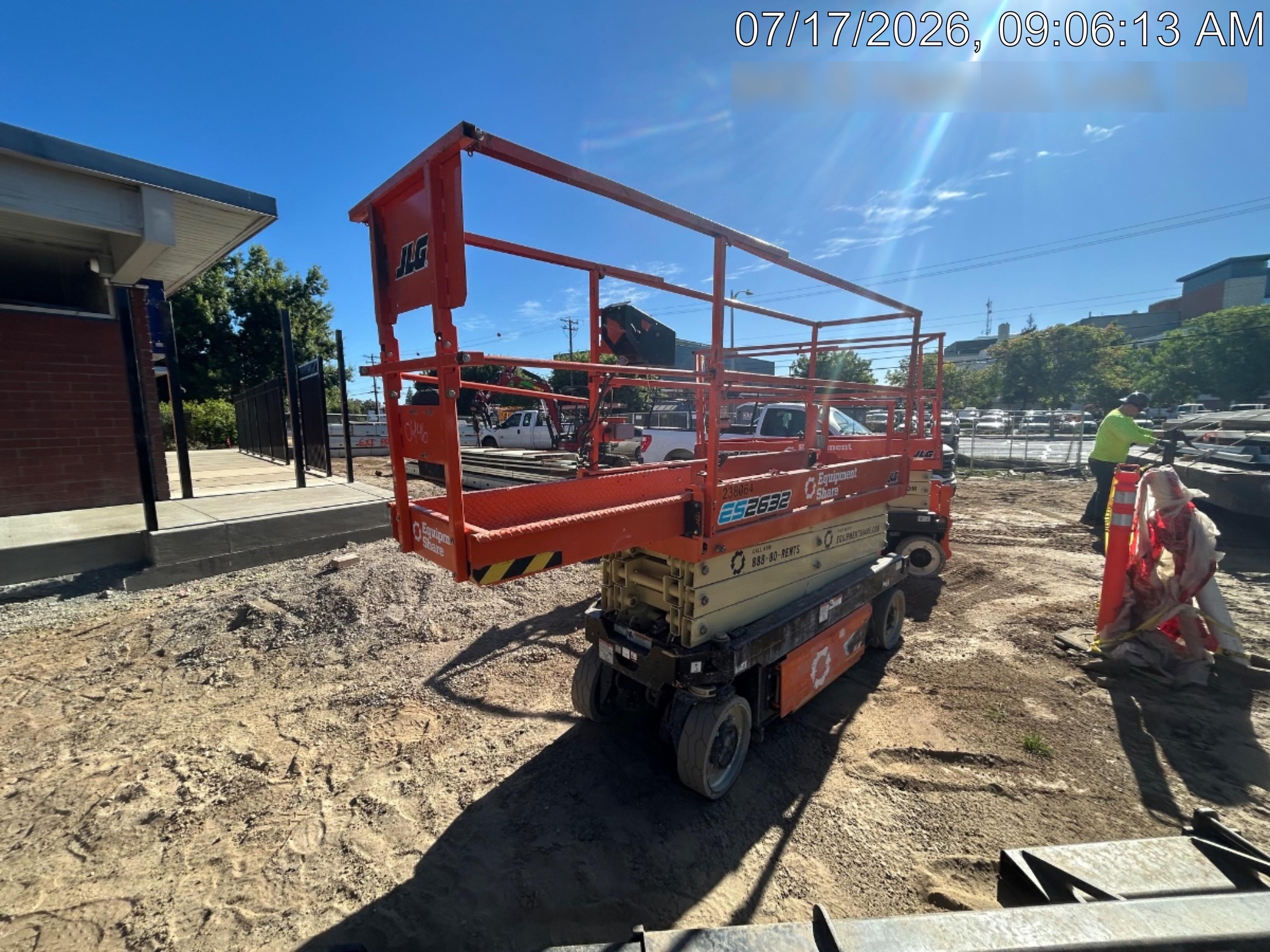 2022 JLG ES2632