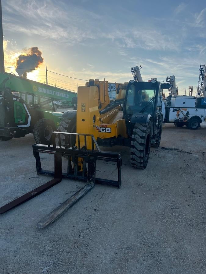 2024 JCB 509-42
