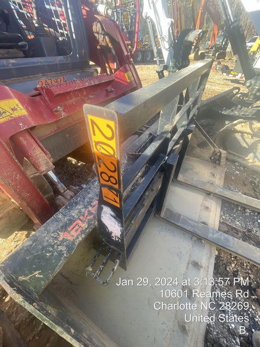 2022 ARROW MATERIAL HANDLING 60" Pallet Forks - Arrow