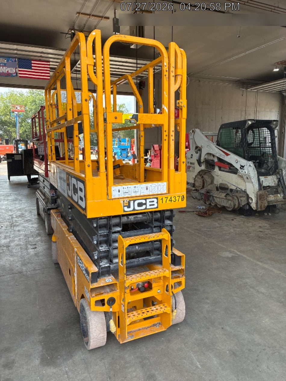 2021 JCB S2632E