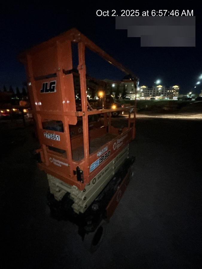 2022 JLG ES1932