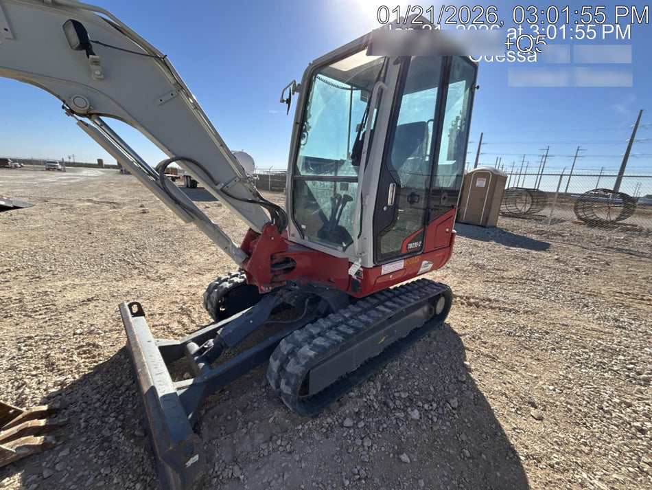 2023 TAKEUCHI TB235-2CR