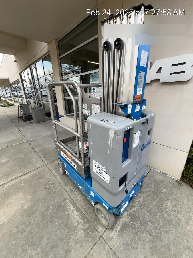 2019 GENIE GR-20