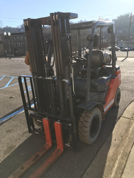 2022 TOYOTA 50-8FGU25
