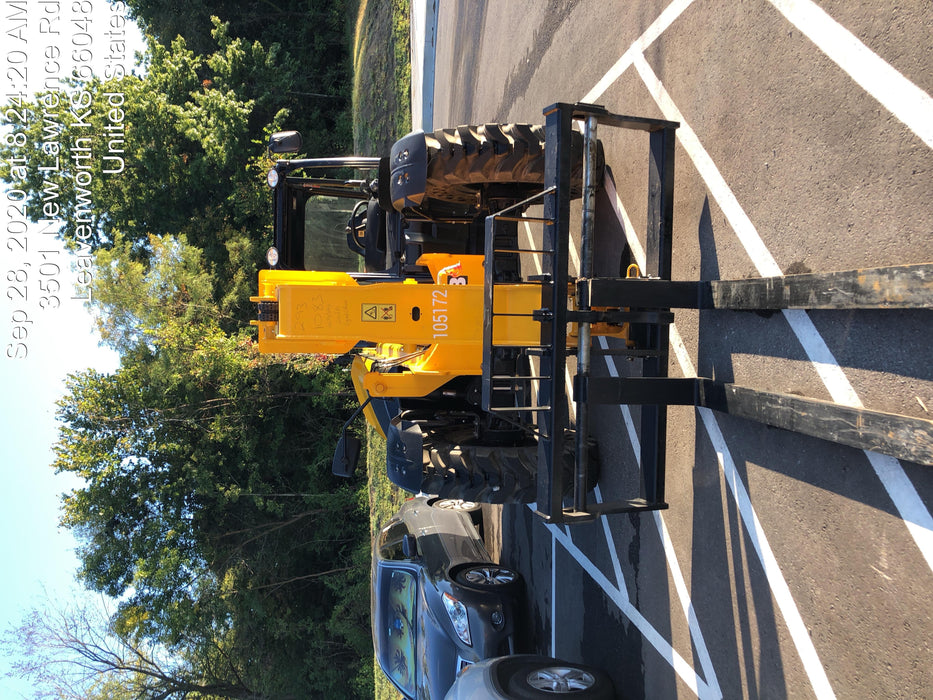2020 JCB 509-42 Canopy, Solid Tires, Work Lights, Beacon, Aux Hydraulics, Back up Alarm, Lifting Eye, ES Decals