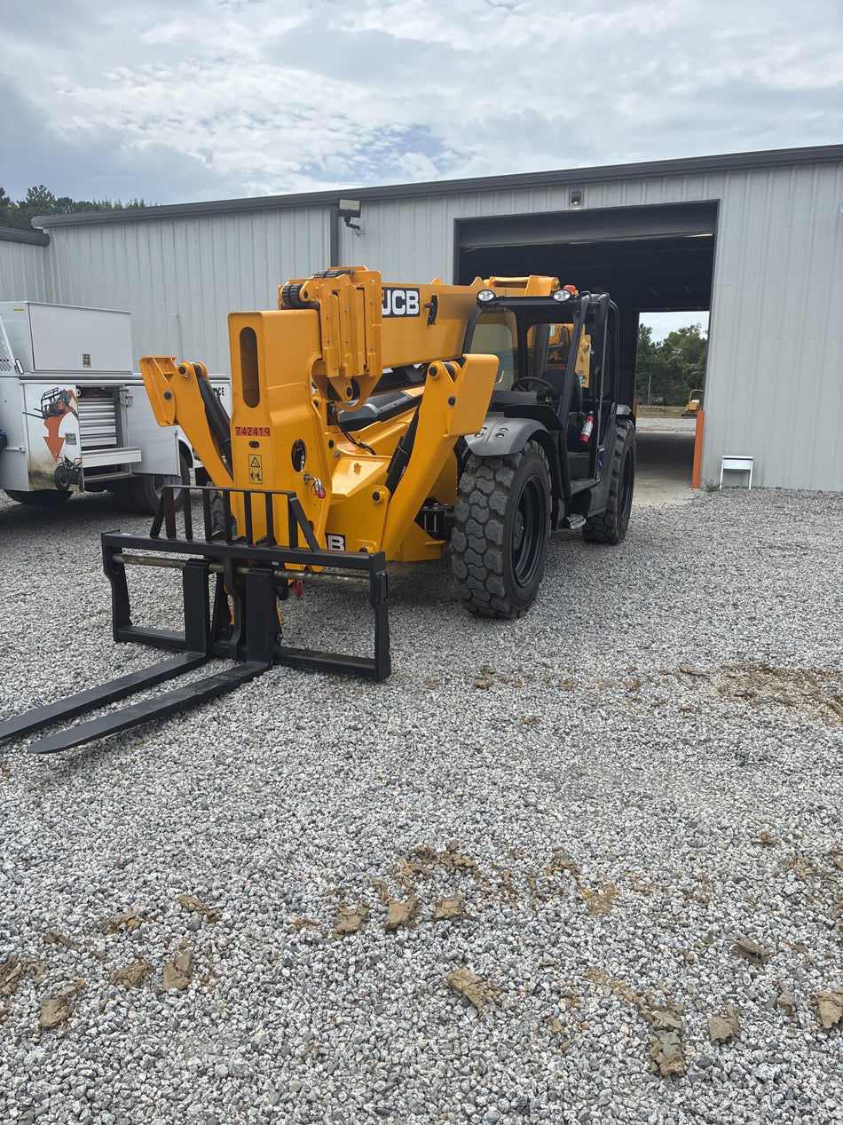 2026 JCB 510-56