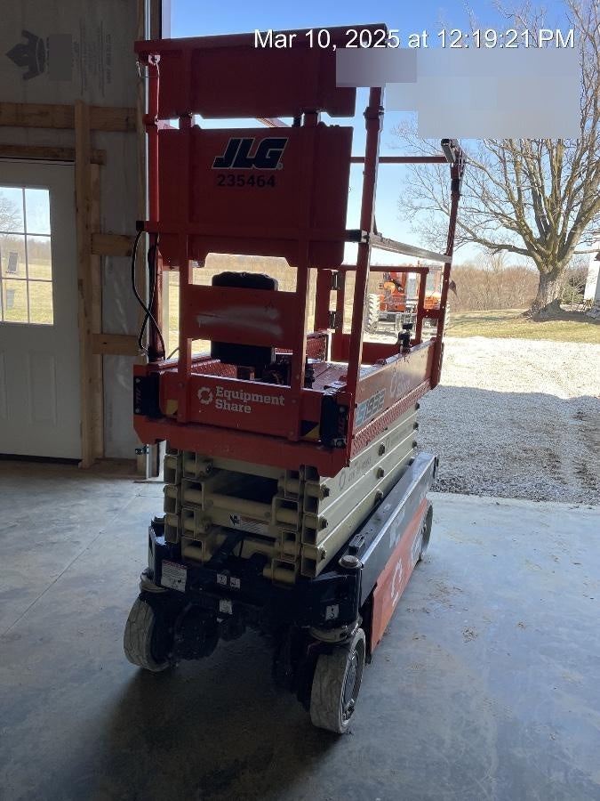 2022 JLG ES1932