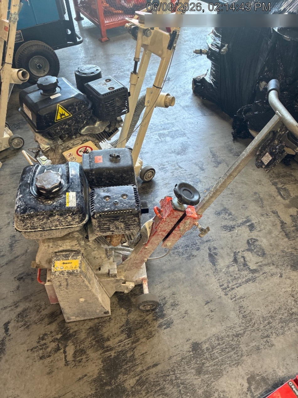 2025 HUSQVARNA CG 200