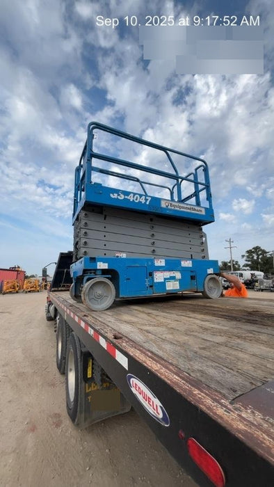 2019 Genie GS-4047 Folding rails with half height swing gate