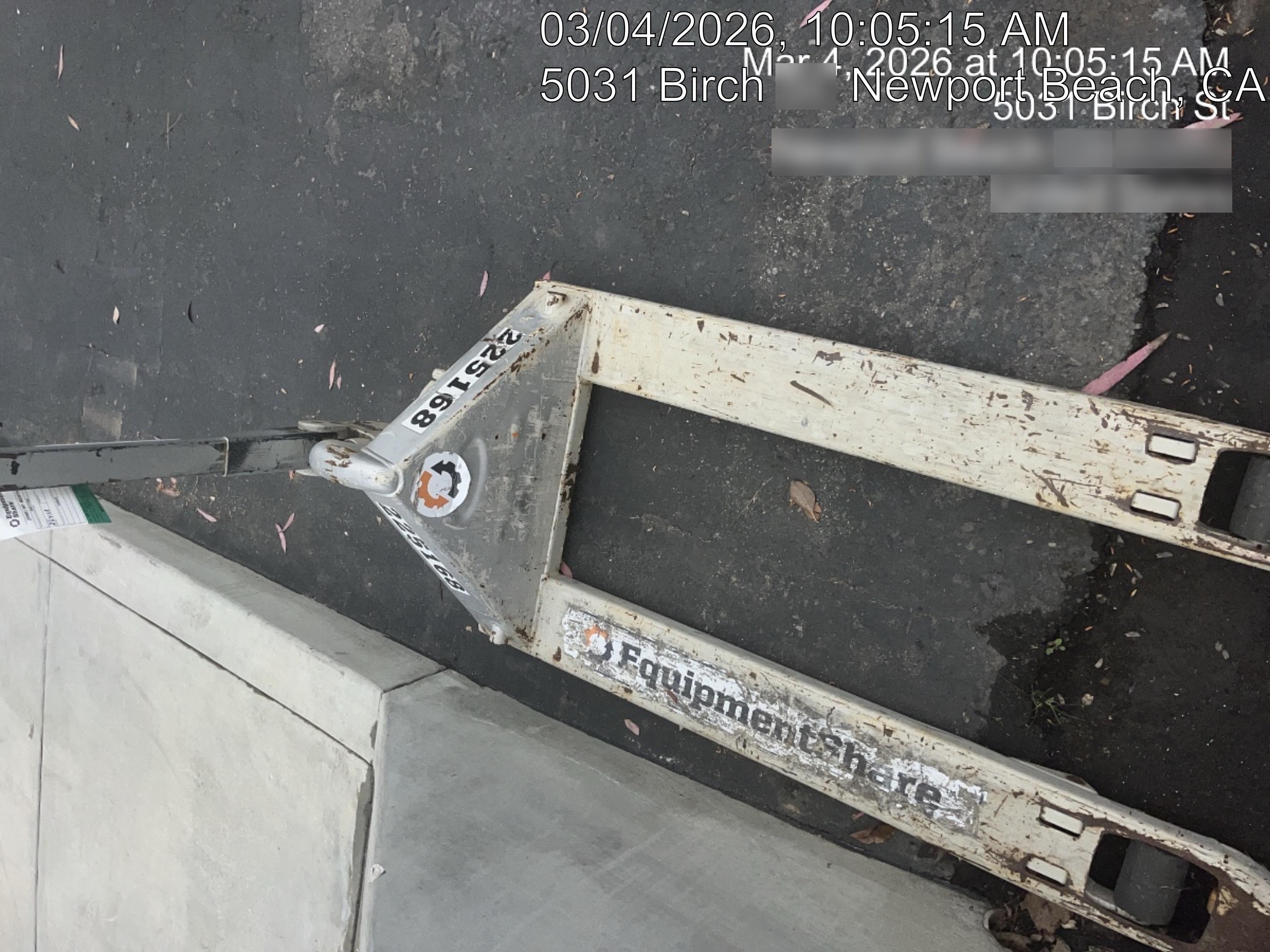 2022 CROWN 5,500lb Manual Pallet Jack - Crown