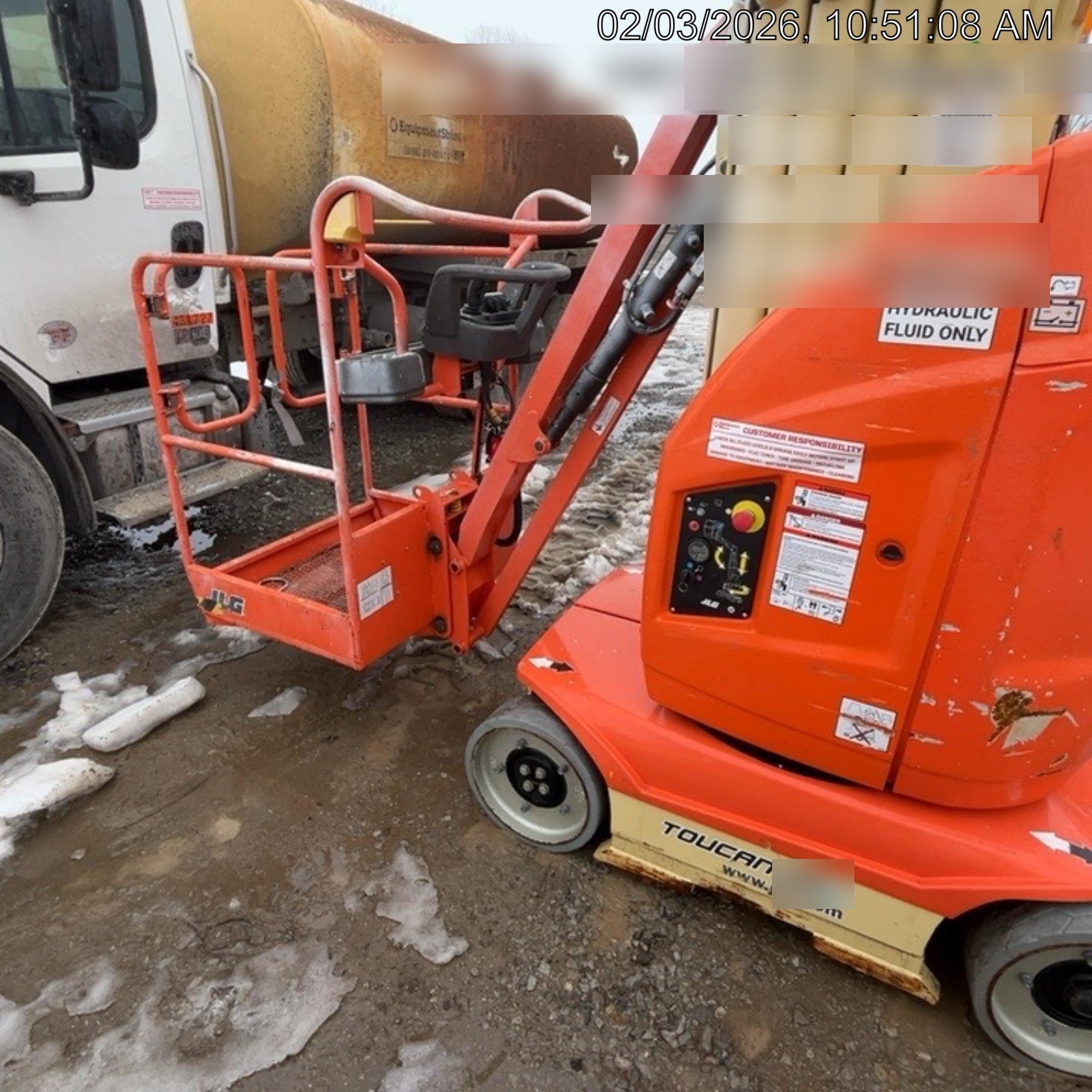 2022 JLG 26E