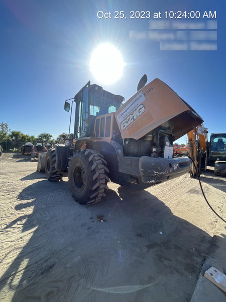 2018 Case 621G CLOSED CAB, JRB 416 STYLE HYD COUPLER