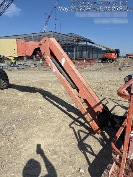 2004 JLG 660SJ